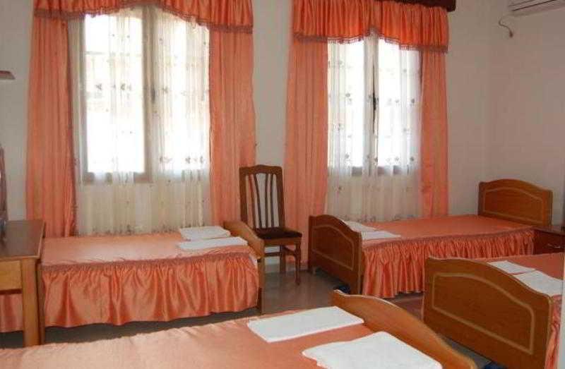 Hotel Berati 3* Берат