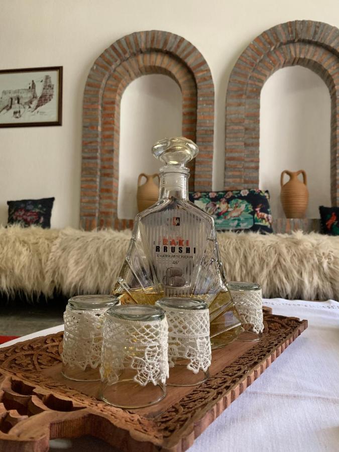 Hotel Berati Отель