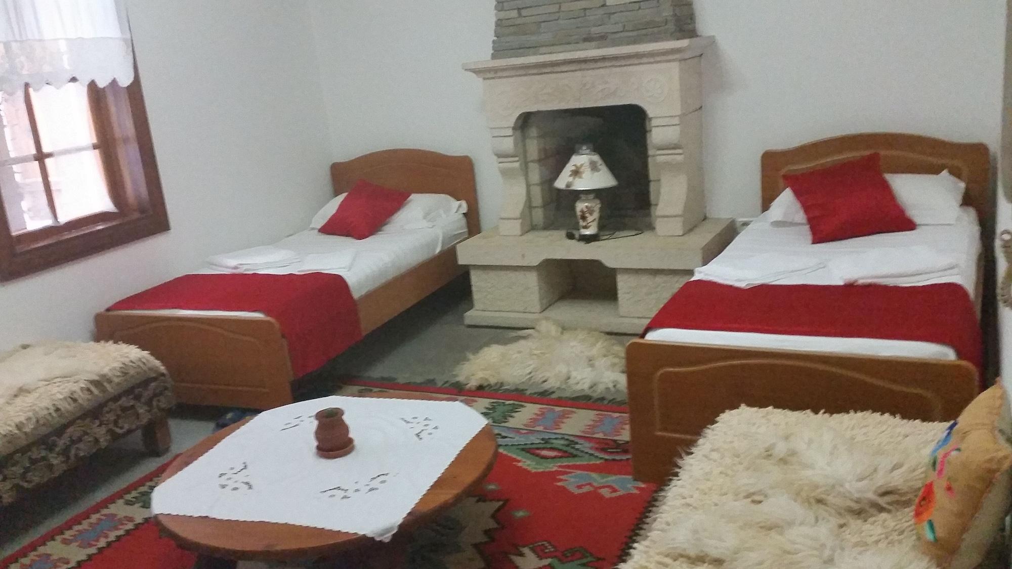 Отель Hotel Berati Берат