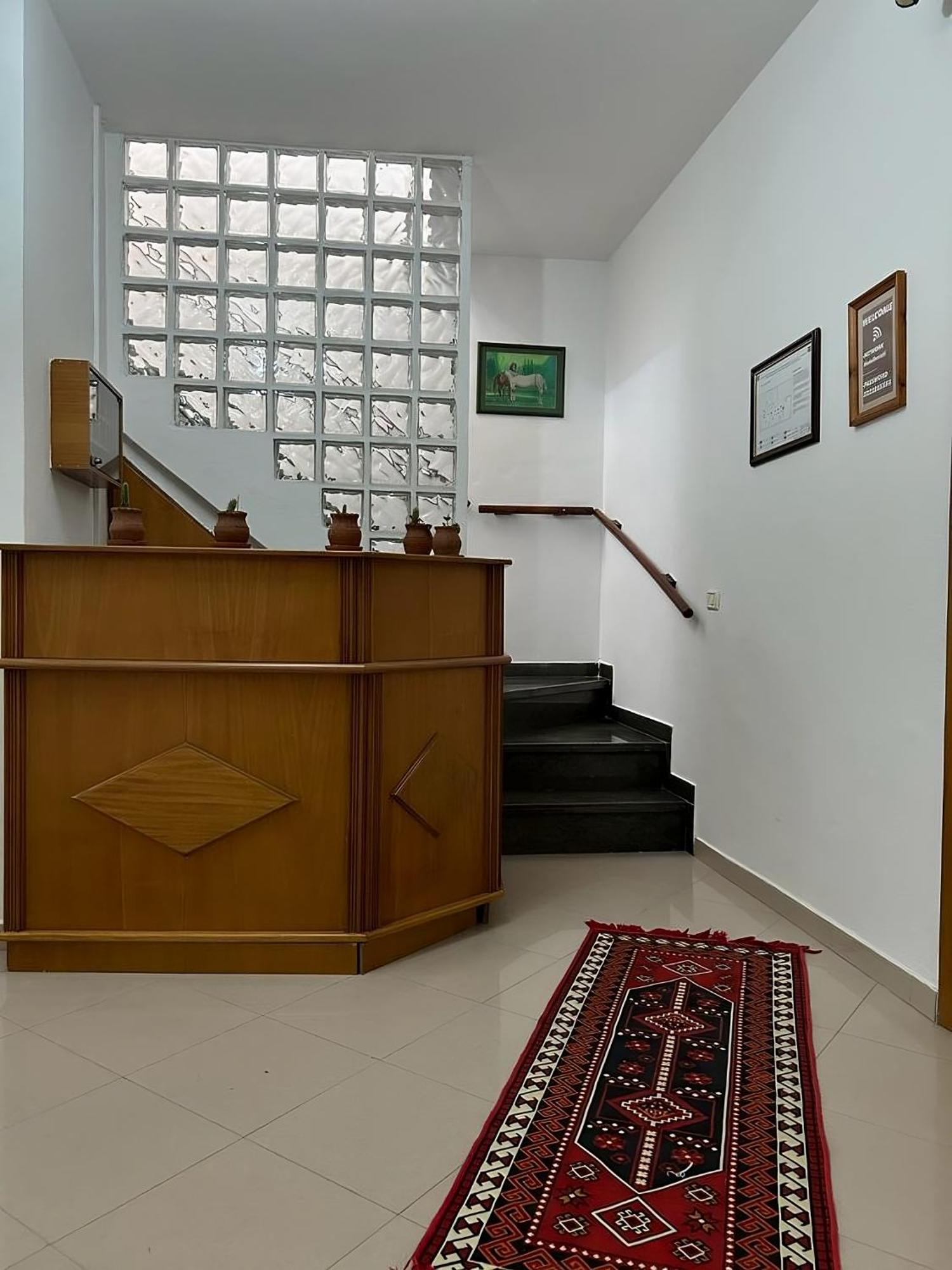 Отель Hotel Berati Берат