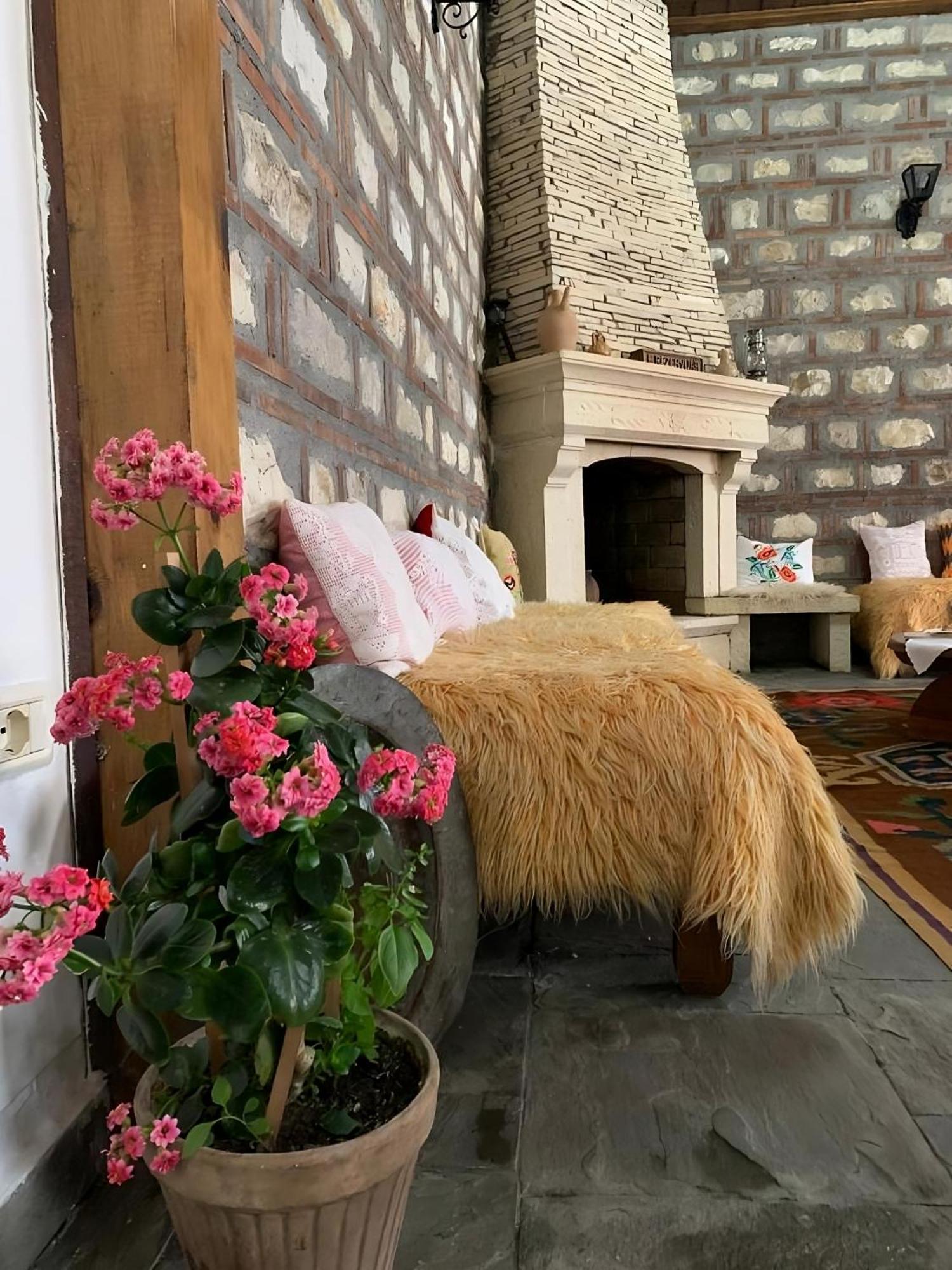 Hotel Berati Отель
